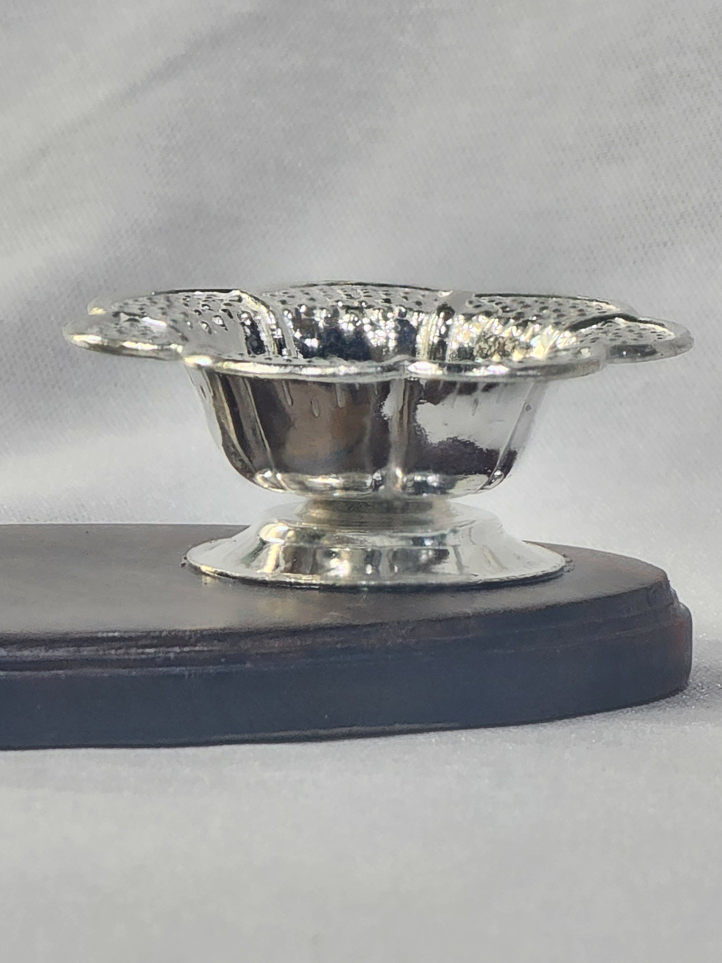 Pair Bowl with a Wooden Base