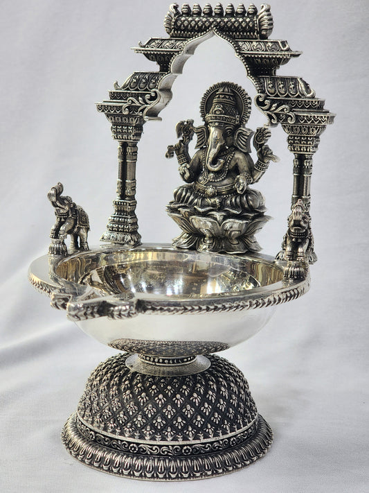 Antique Prabhavali Ganesha Deepam