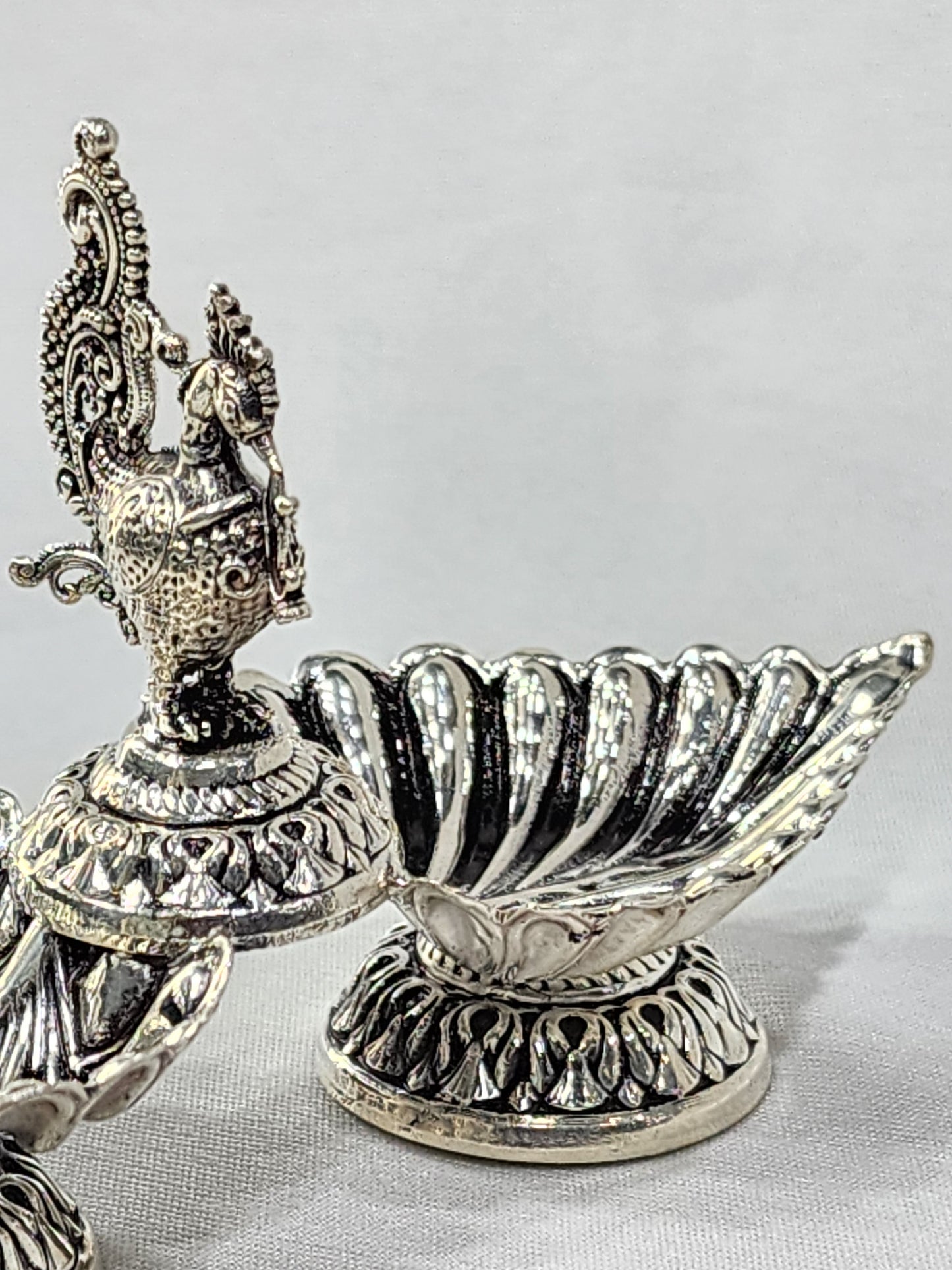 Peacock Feather kothu Bowl