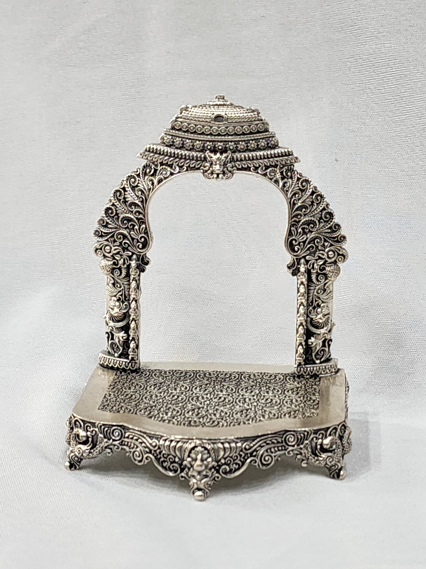 Floral Antique Mandasanam