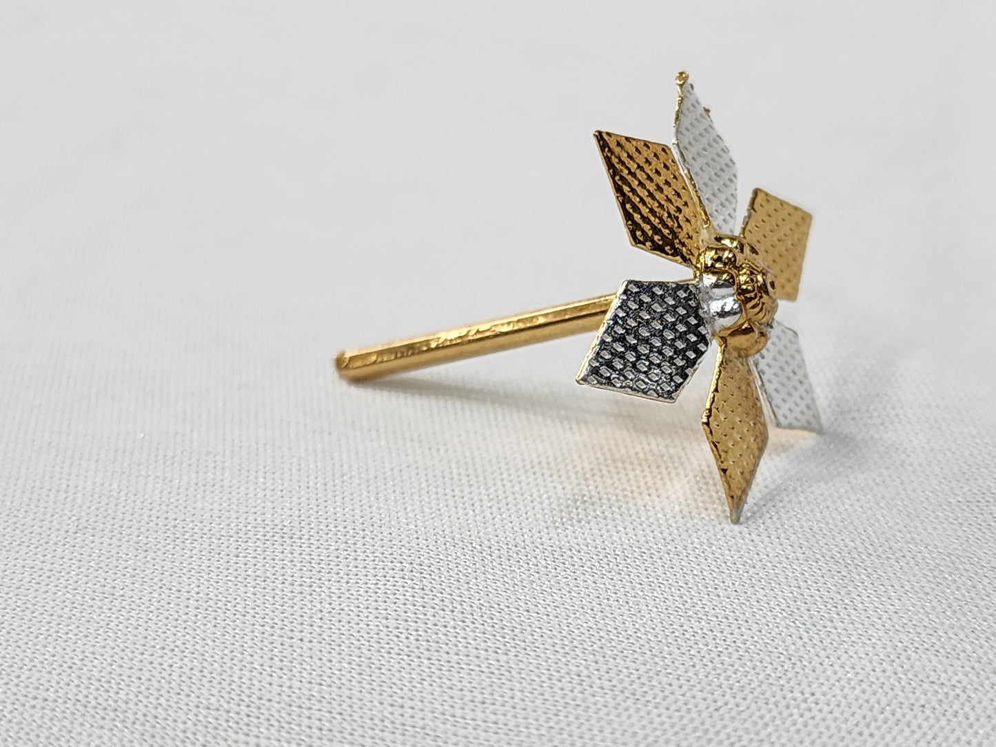 Flower Gold Polish Hexa Flower