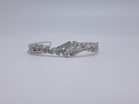 Hipolish Laef Motif Zircon Flexi Kada