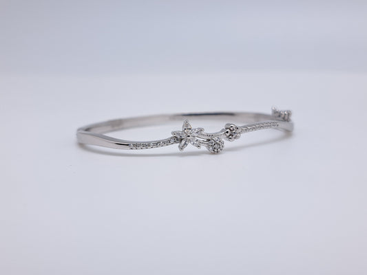 Hipolish Zircon Floral Kada