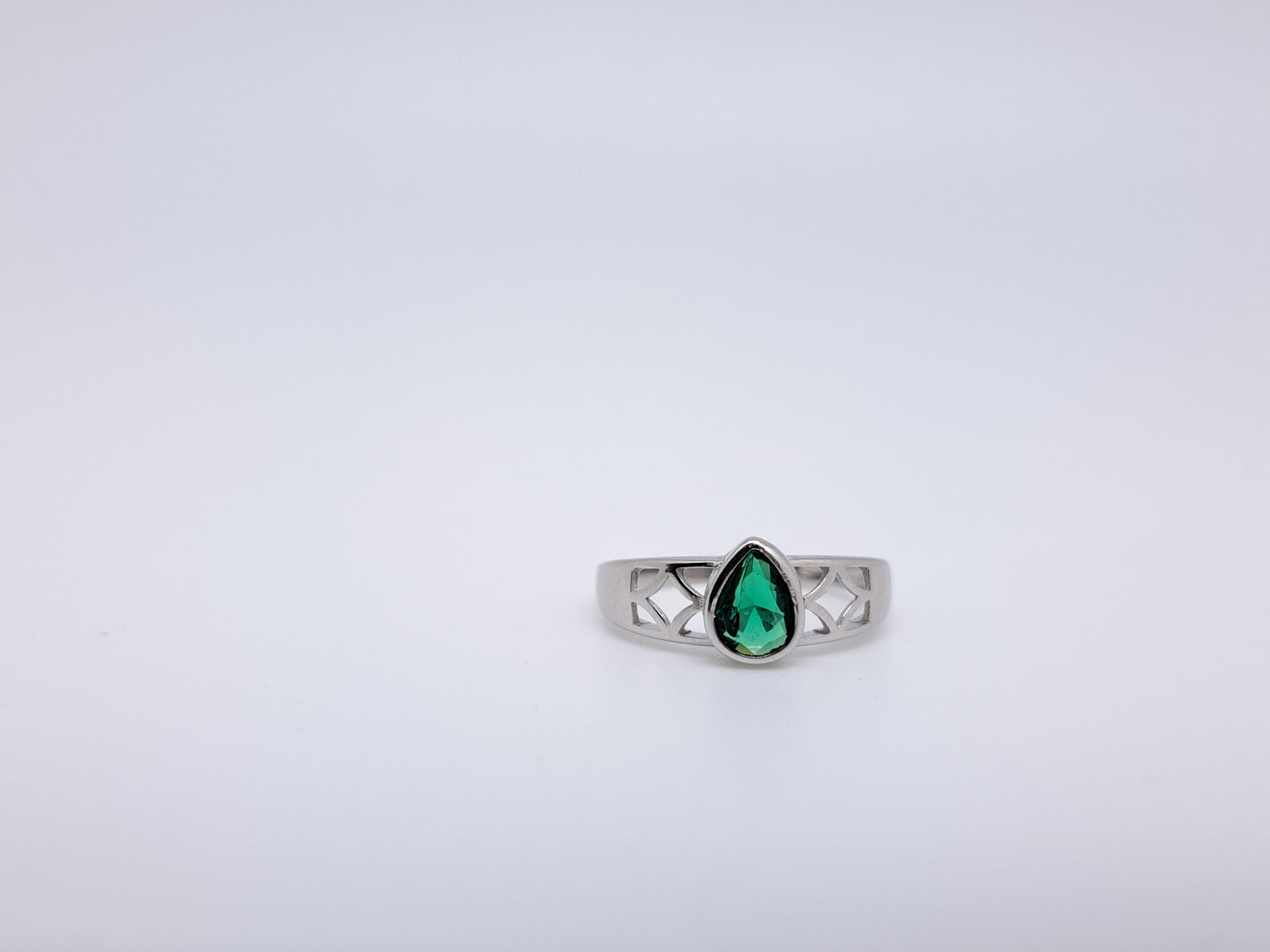 Green Stone Almond Ring