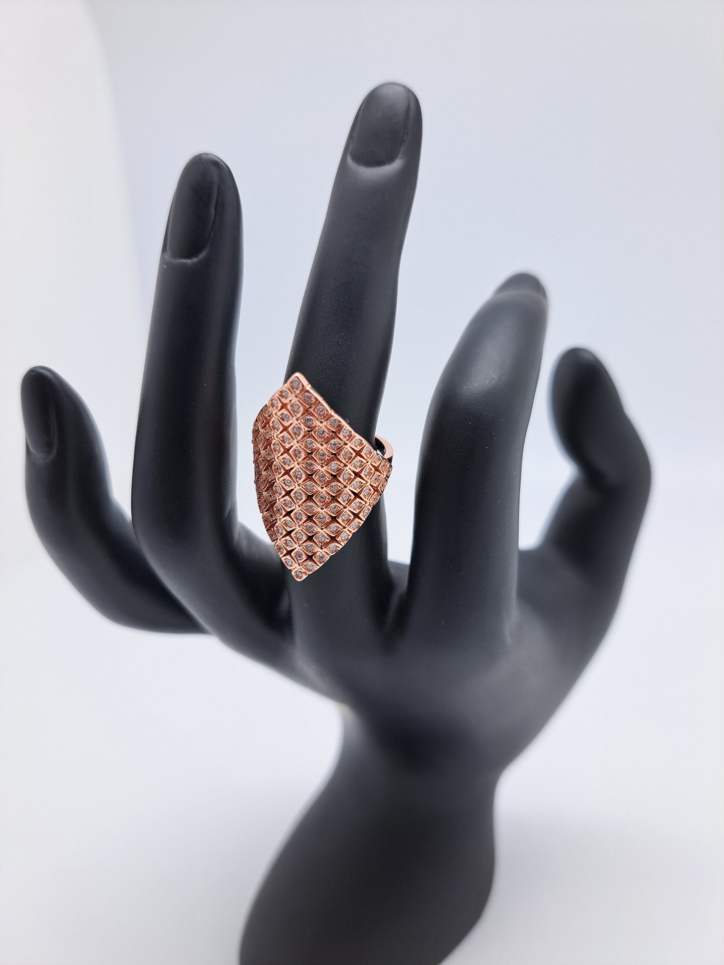 Rhombus Elegant Rose Gold - White AD Stone