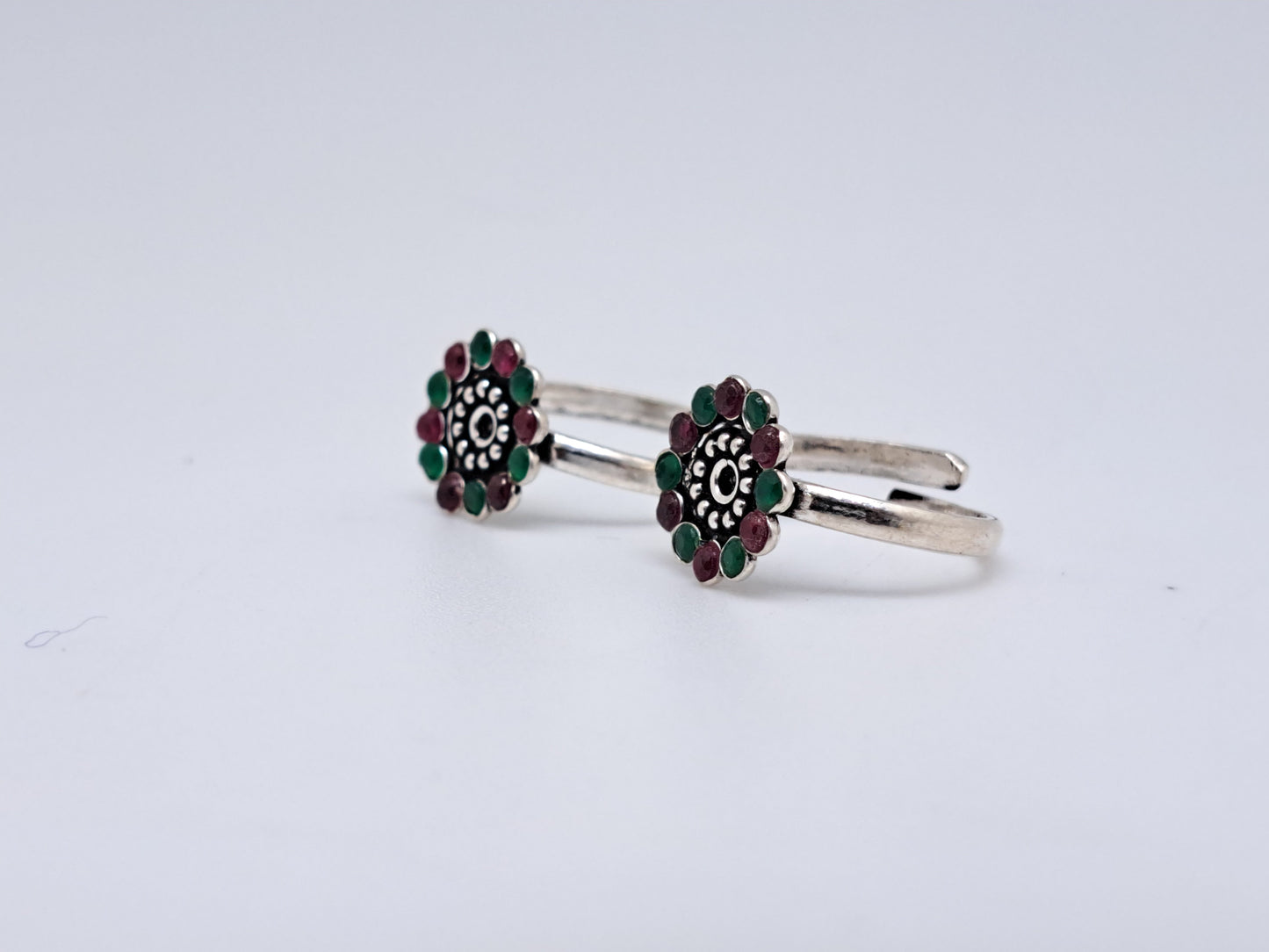 Red & Green stone Floral Metti