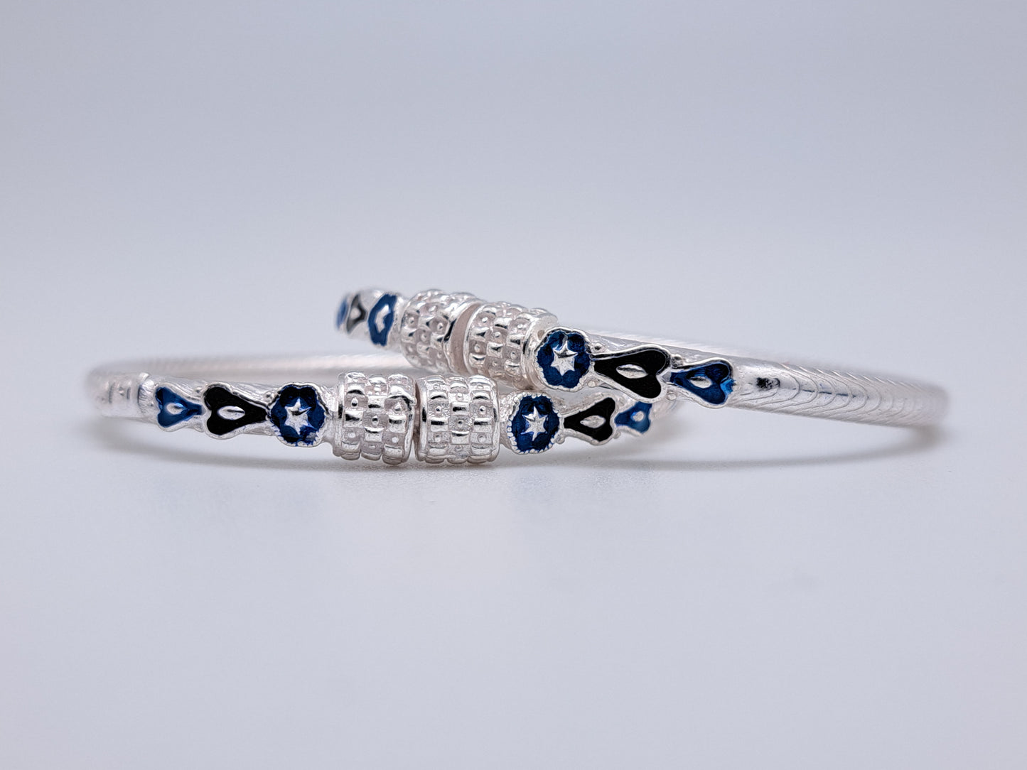 Weaving design Enamel Bangle for Kids