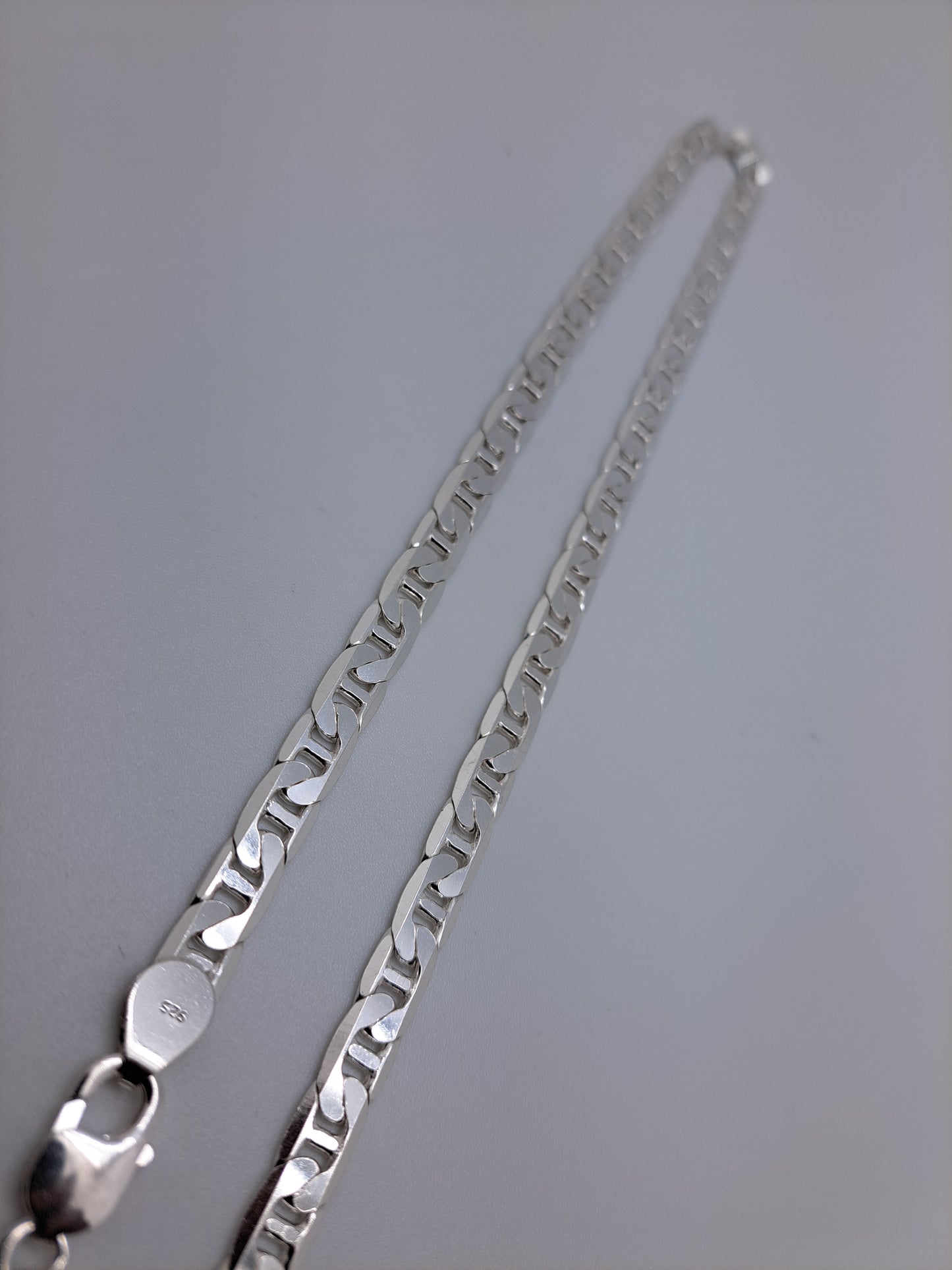 Hipolish Nawabi Chain