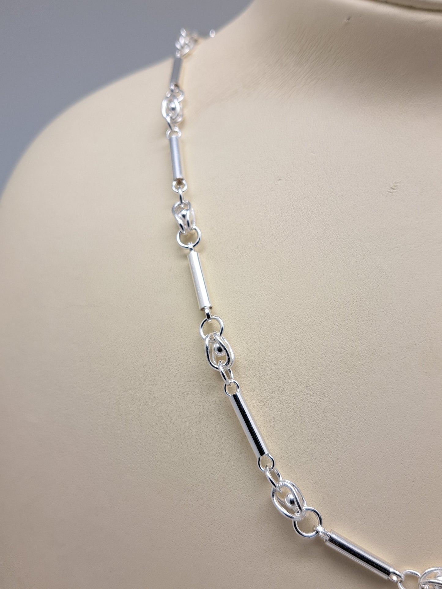 Hipolish Ball in the net Chain