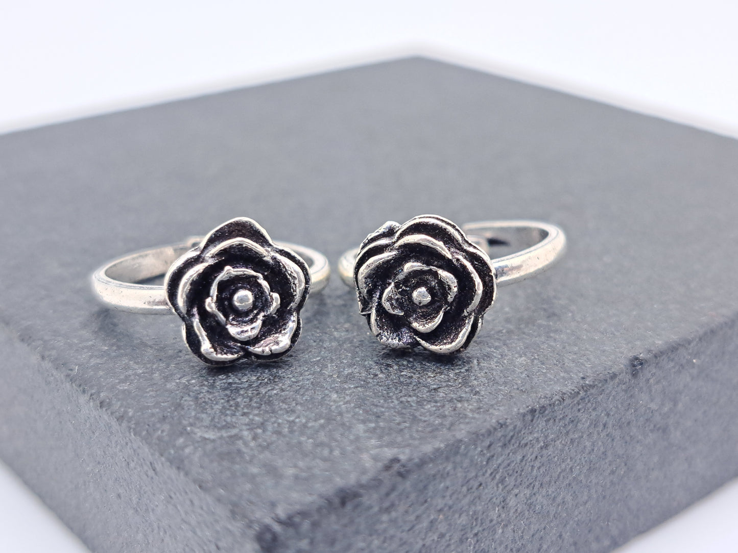 Rose Flower Antique Metti