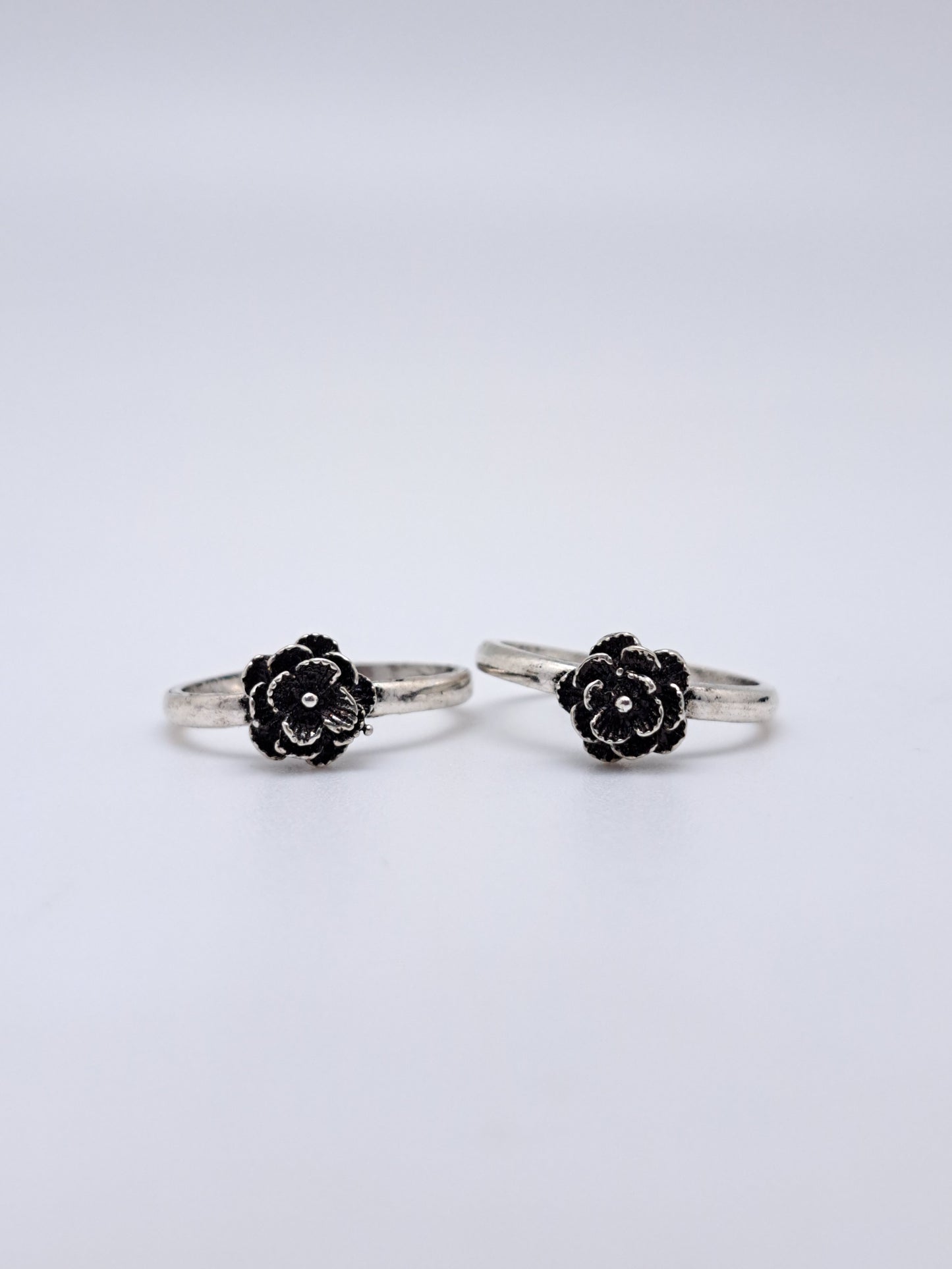 Rose Flower Antique Metti