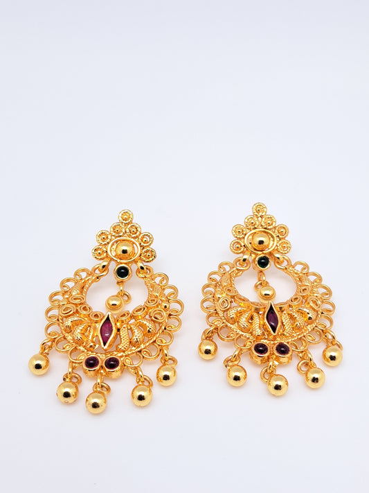 Gold Polish R&G Chandbali