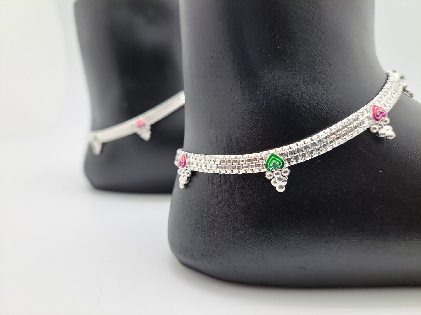 Multicoloured Heartin Box chain Silver Anklet