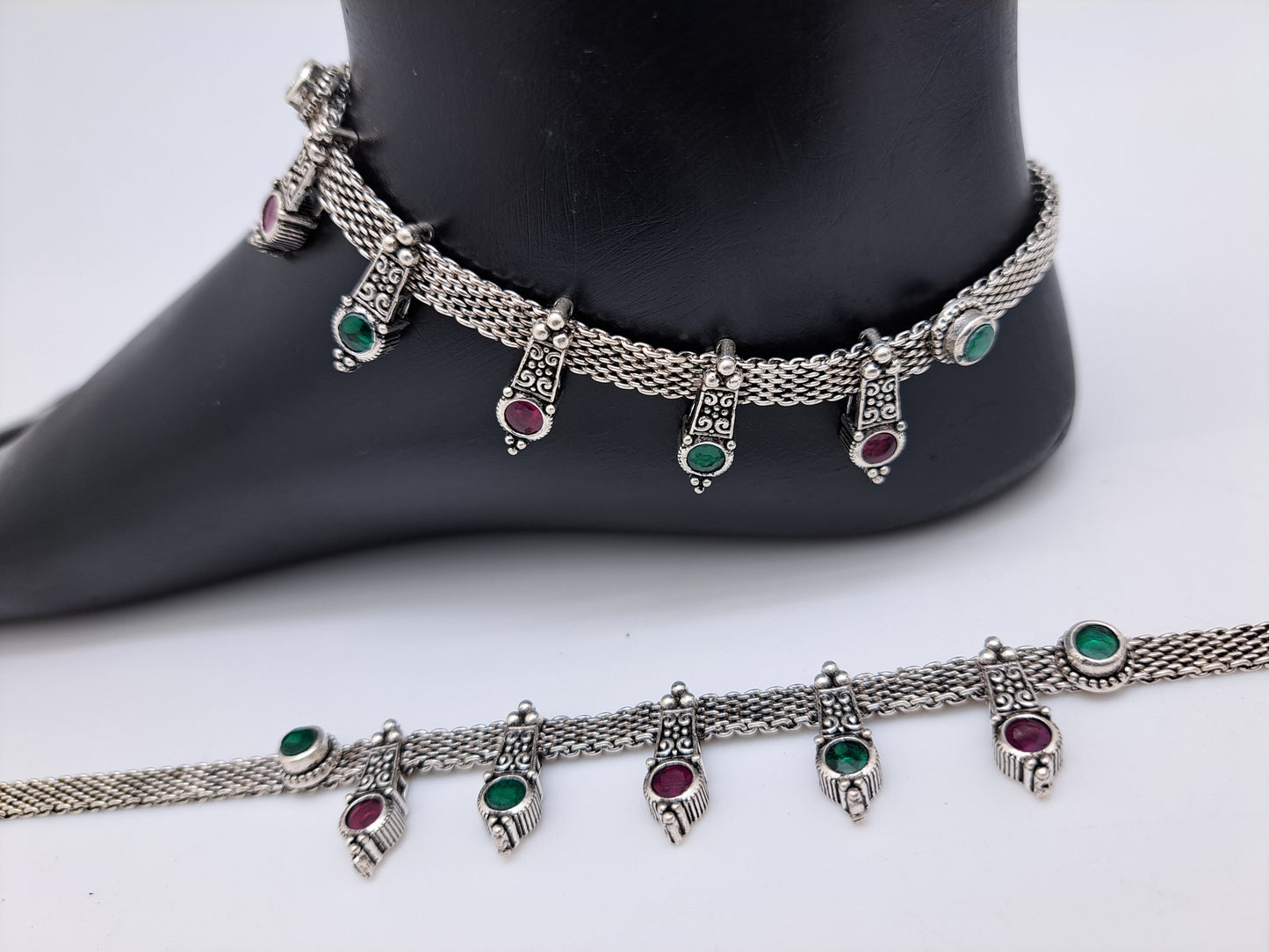 Machine chain with Charms Designer Antique Anklet