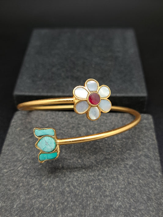 Green Lotus Floral Twist Kada