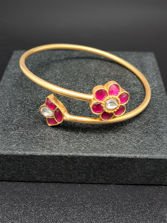 Full Red Floral Twist Kada