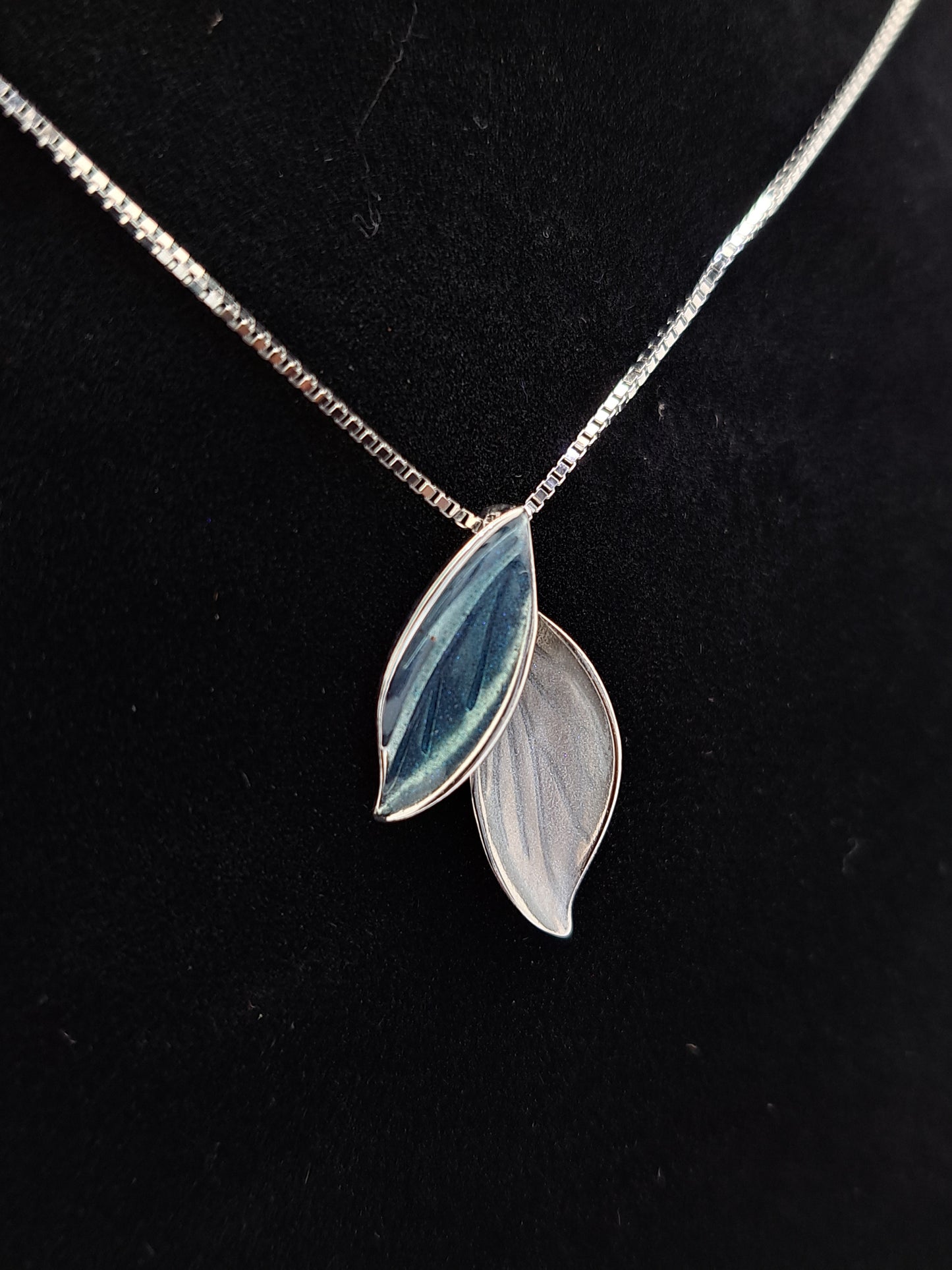 Silver Chain with Twin Leaves Pendant