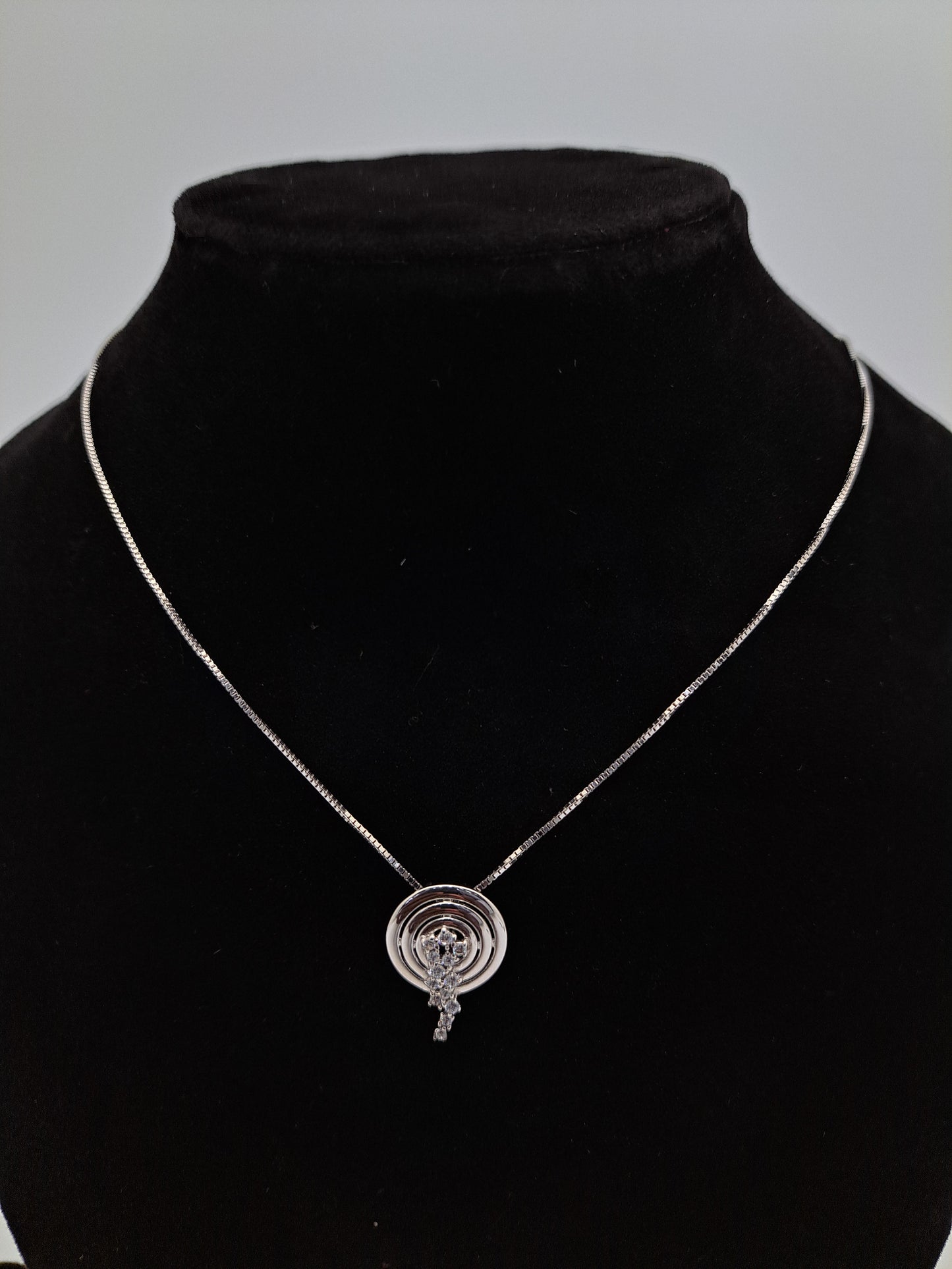 Chain Pendant set + Earring