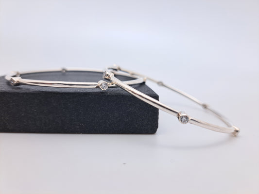 Hipolish AD Stone Embeded Bangle