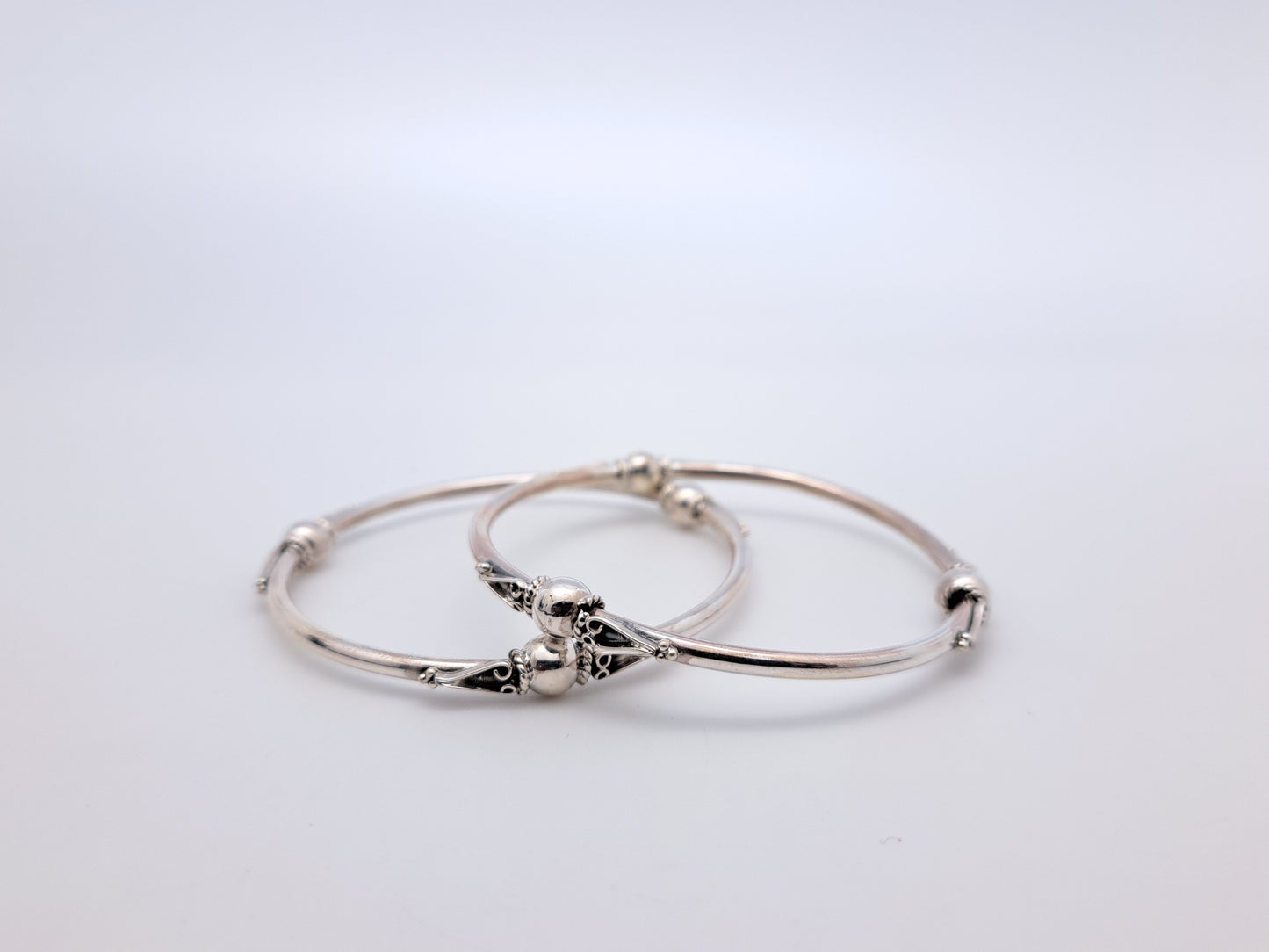 Silver Beaded Design Bangle