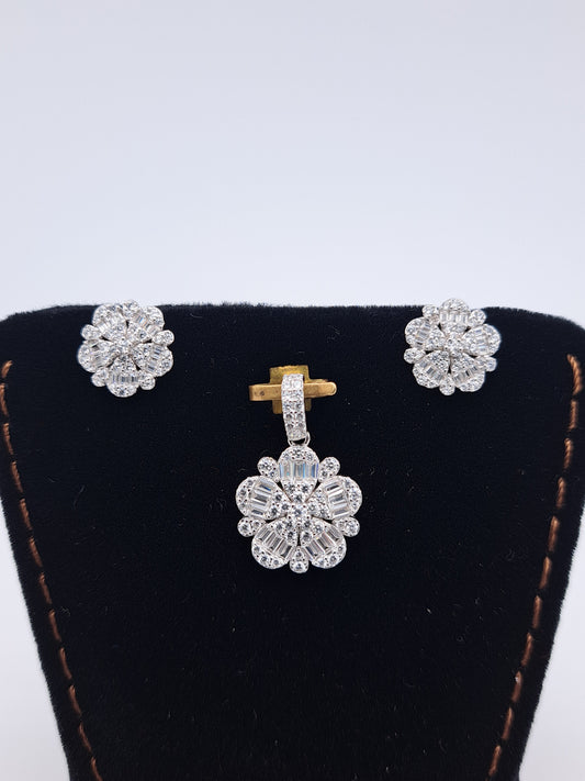 White Zr Floral Pendant set