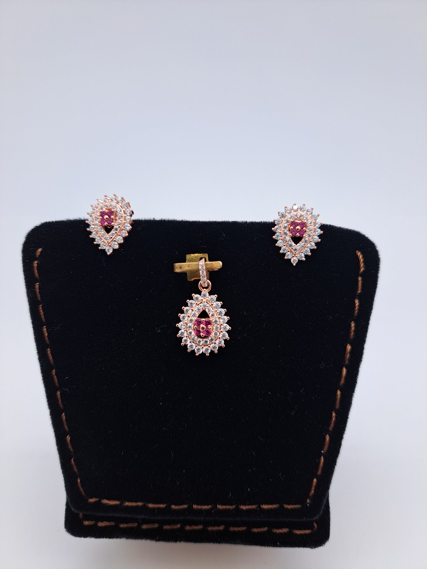 White Zircon Ruby Stone Dew shaped Pendant