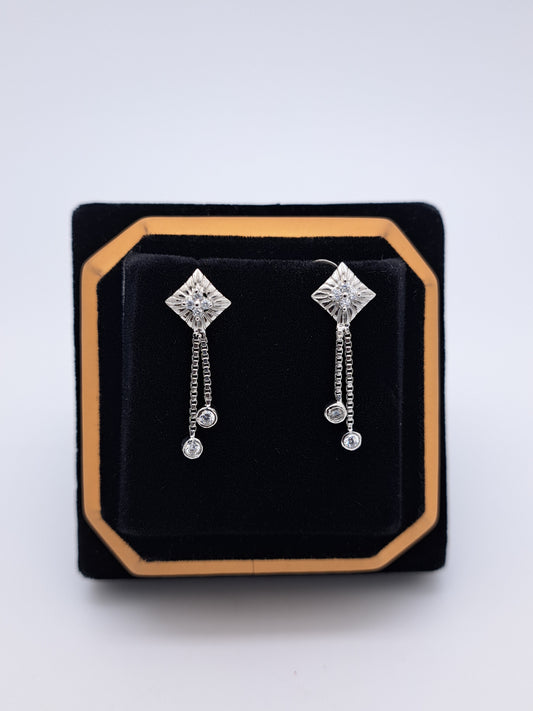 White Zr Rhombus Drops