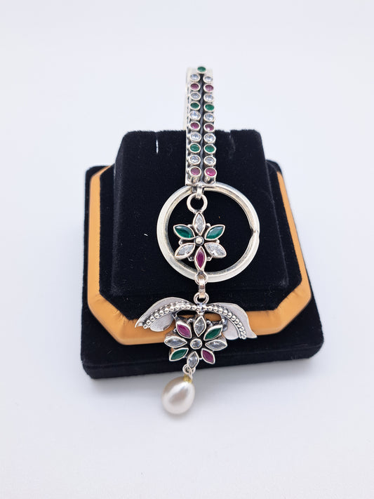 R&G&W Mango FloralKey chain with a pearl drop