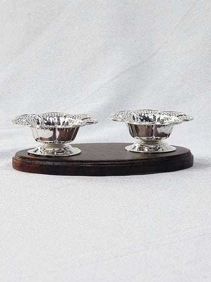 Pair Bowl with a Wooden Base
