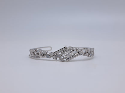 Hipolish Laef Motif Zircon Flexi Kada