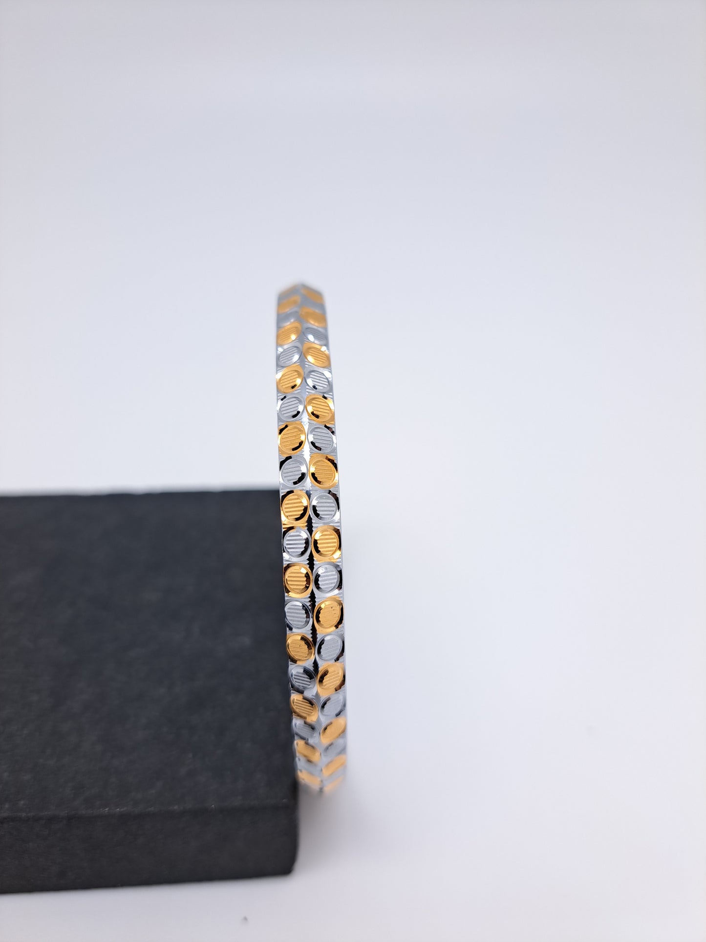 Circular Stone 2 tone Silver Bracelet
