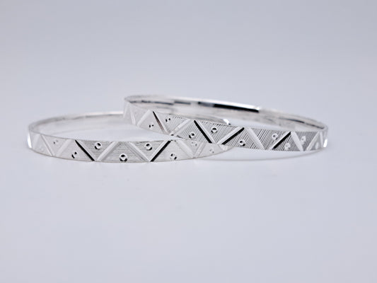 ZizgZag Design Bangle for Kids
