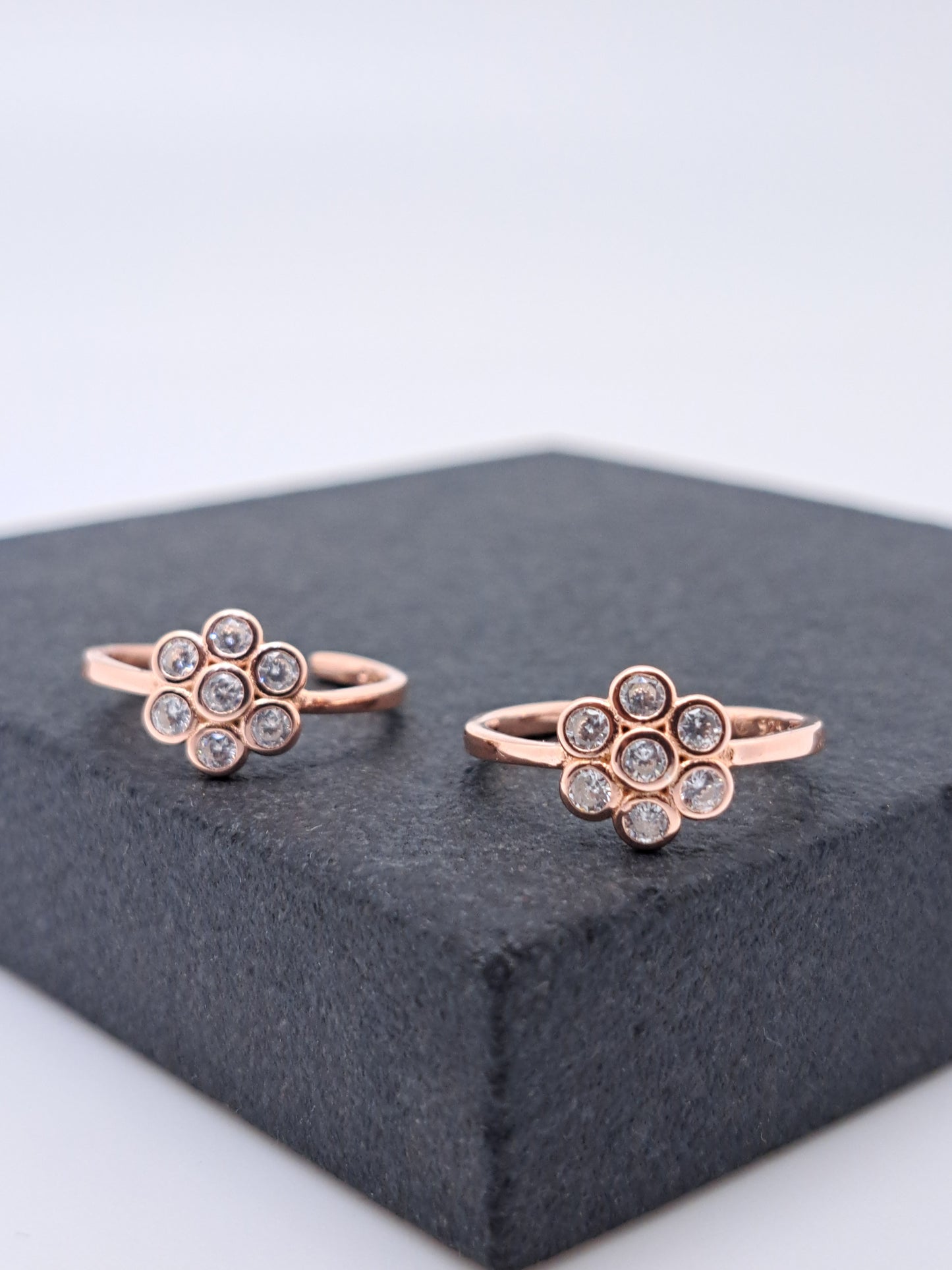 7 Stone Rosegold Metti