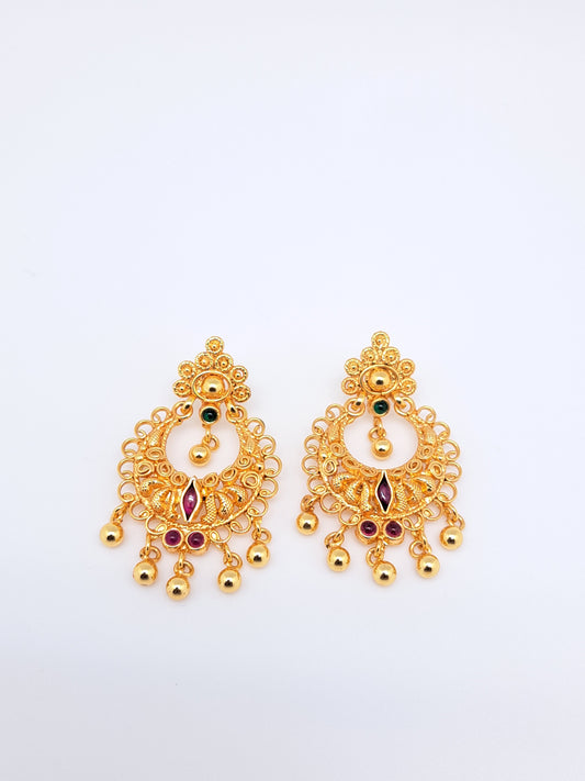 Gold Polish R&G Chandbali