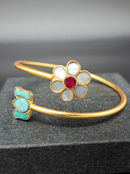 Green Lotus Floral Twist Kada