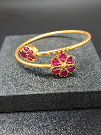 Full Red  Floral Twist Kada