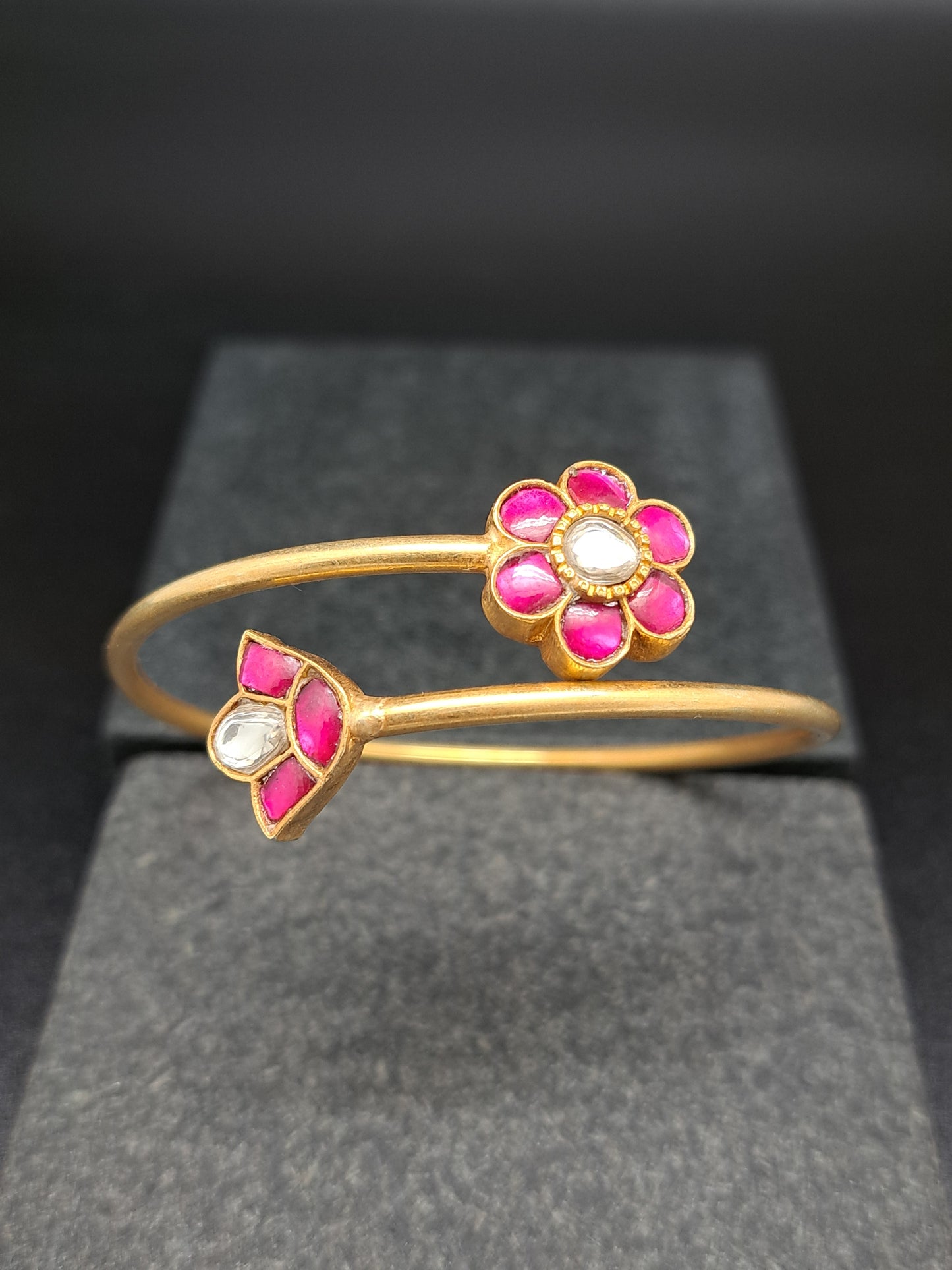 Full Red  Floral Twist Kada