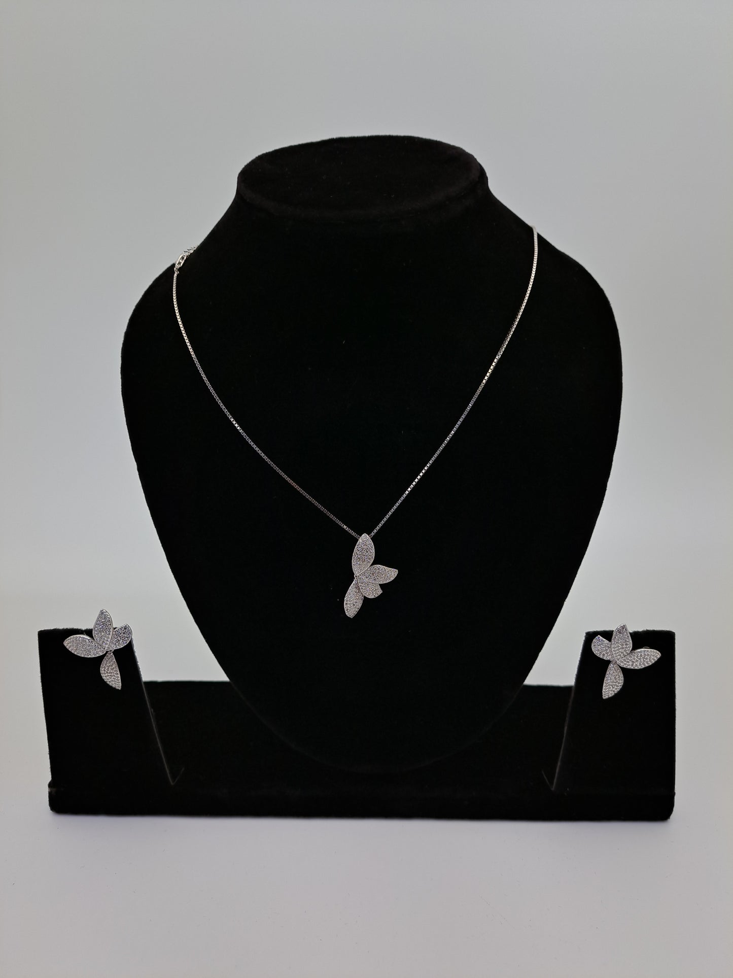 4 Petal Necklace set