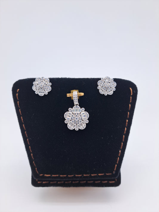 White Zr Floral Pendant set