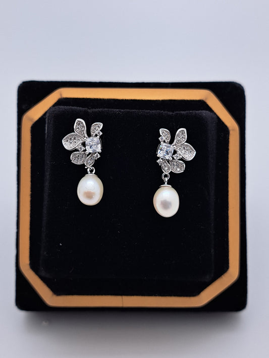 White ZR Petal with pearl Drop Stud